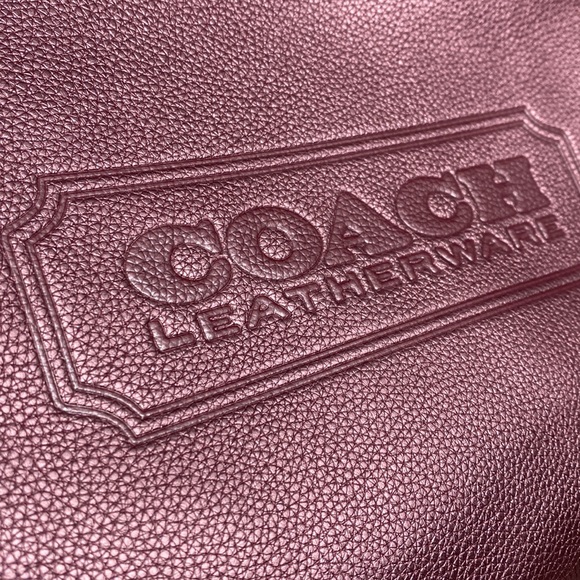 Coach Large Metallic Barbie Pink Tech Pouch NWT Zipper Purse Ipad Phone tablet - Picture 4 of 7